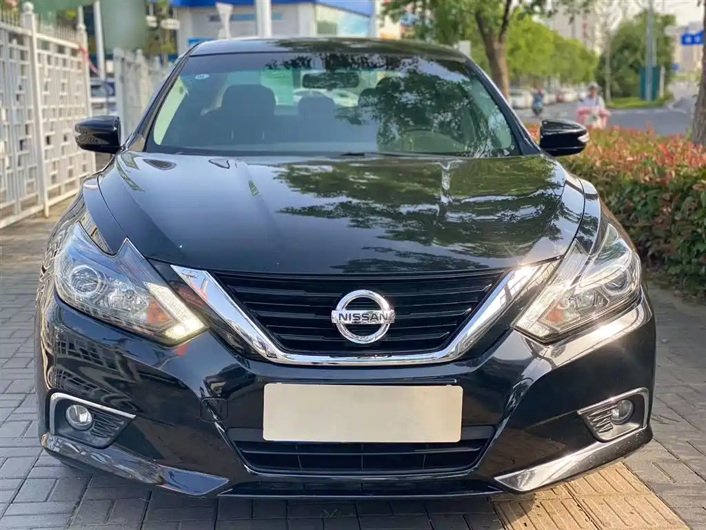 Nissan Teana — фото 23