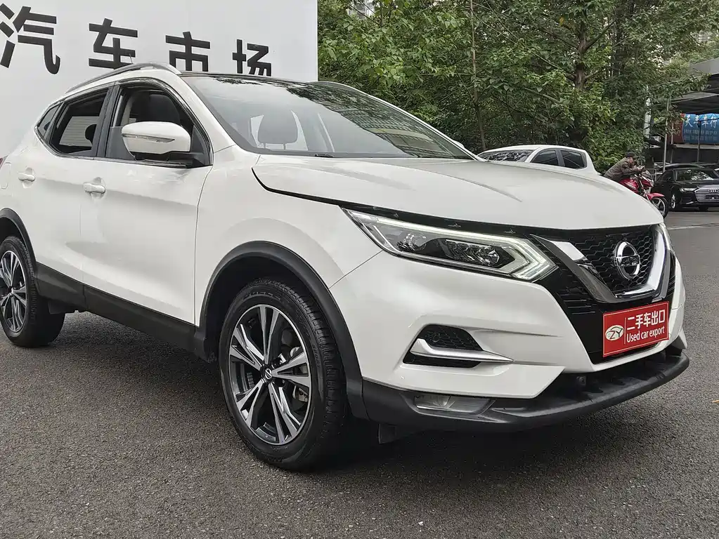 Nissan Qashqai — фото 3