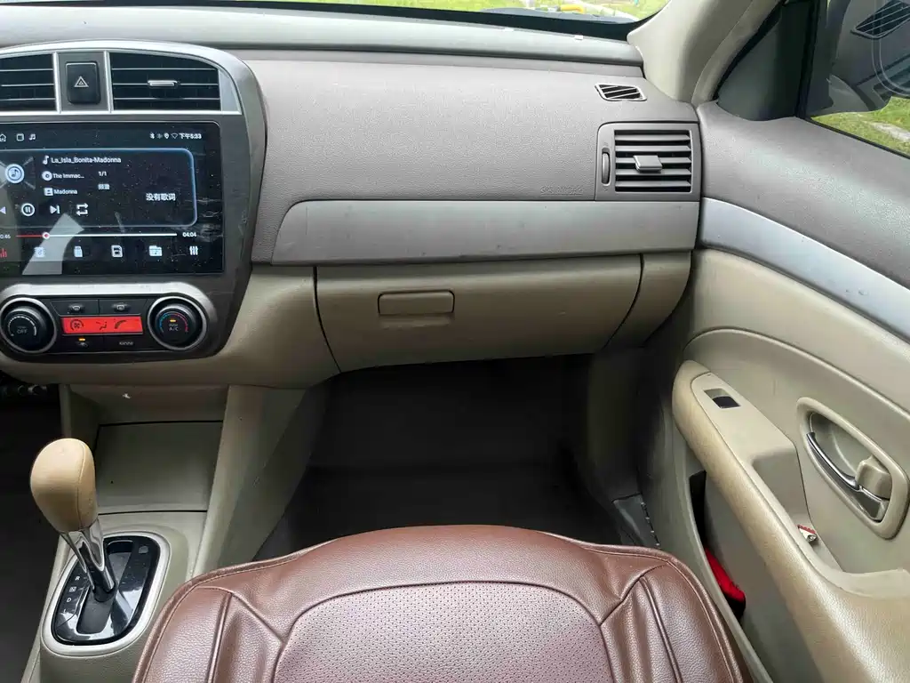 Nissan Sylphy — фото 19
