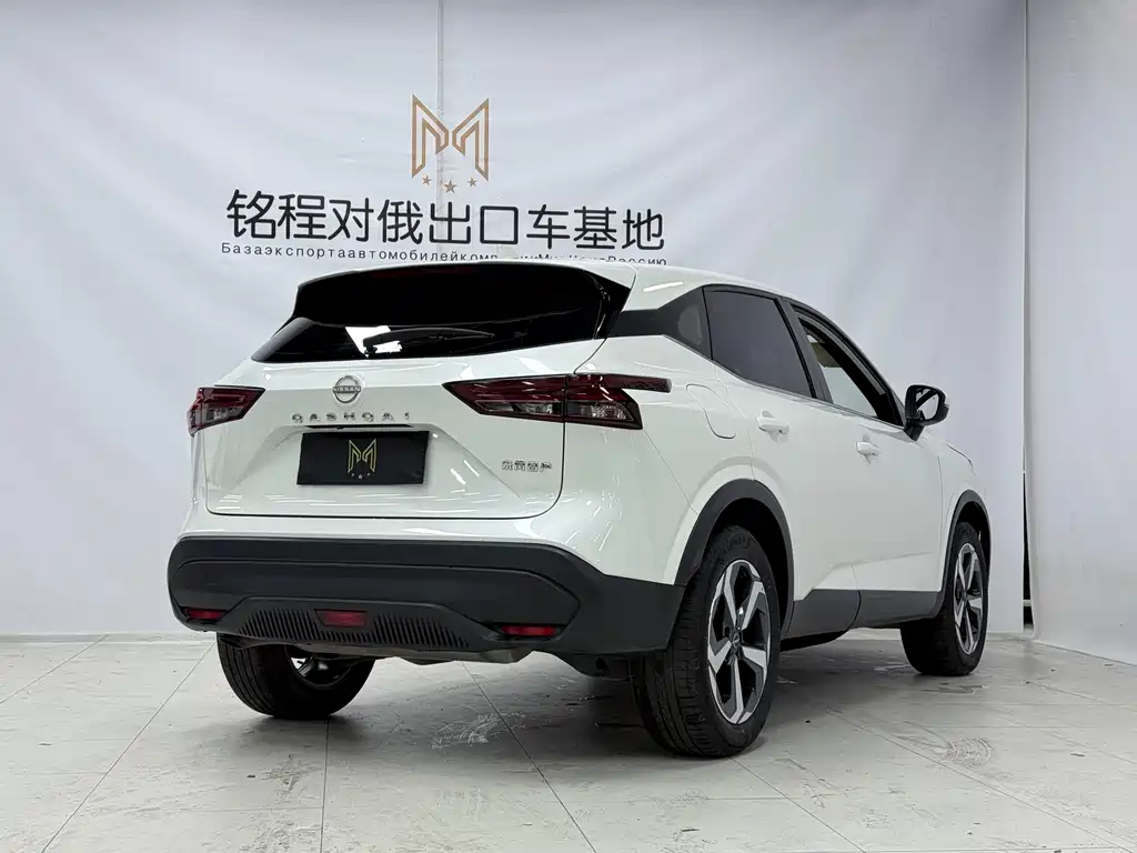 Nissan Qashqai — фото 4