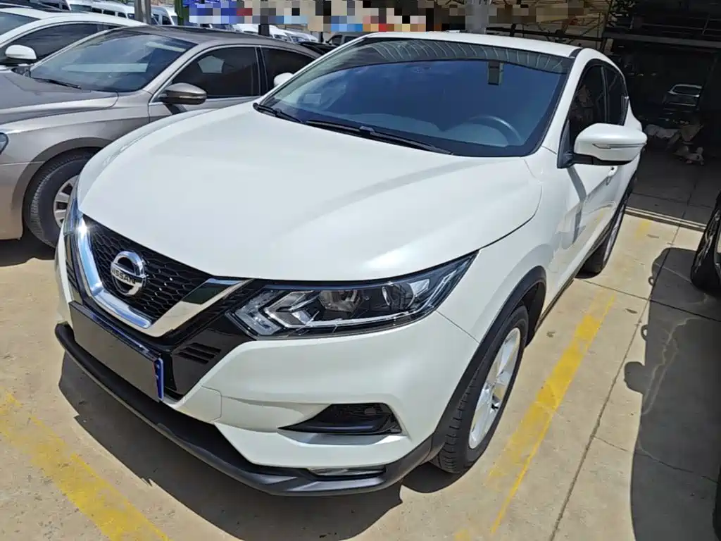 Nissan Qashqai — фото 2