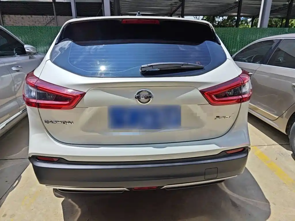 Nissan Qashqai — фото 6