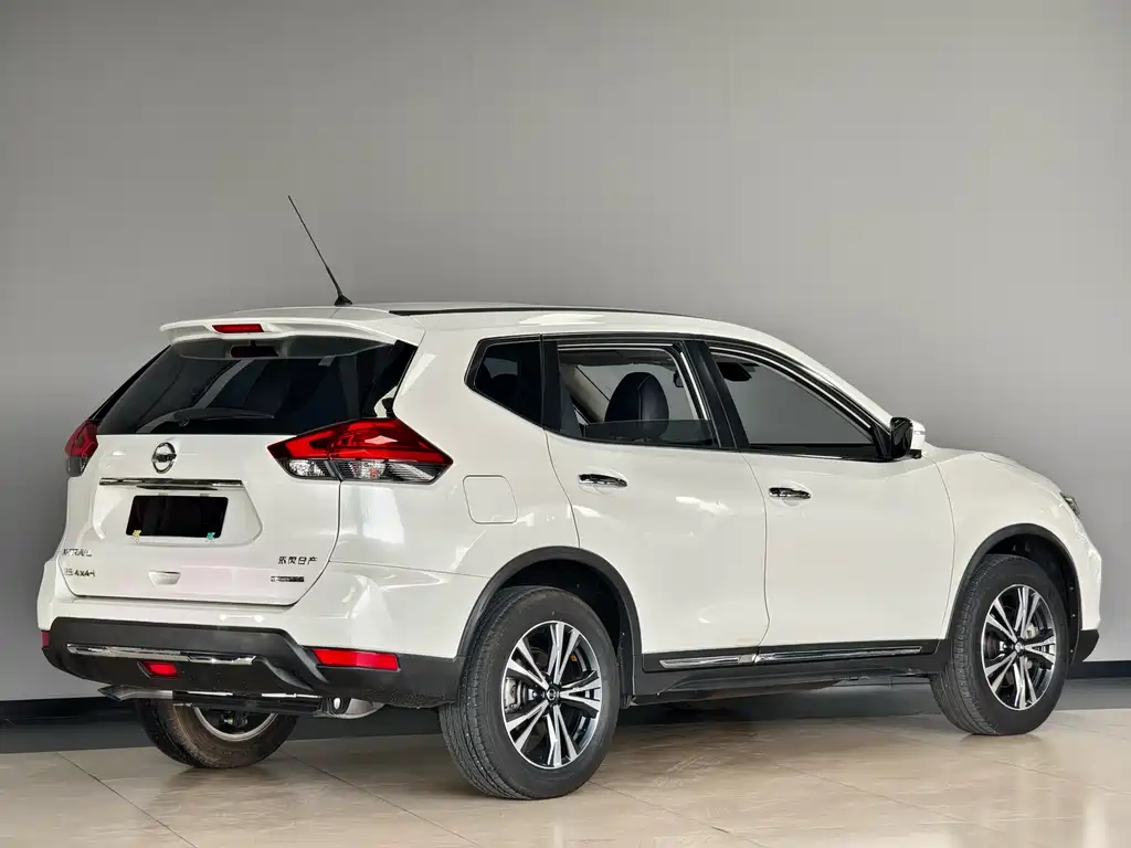 Nissan X-Trail — фото 3