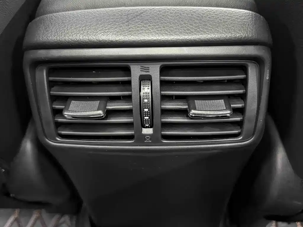 Nissan X-Trail — фото 8