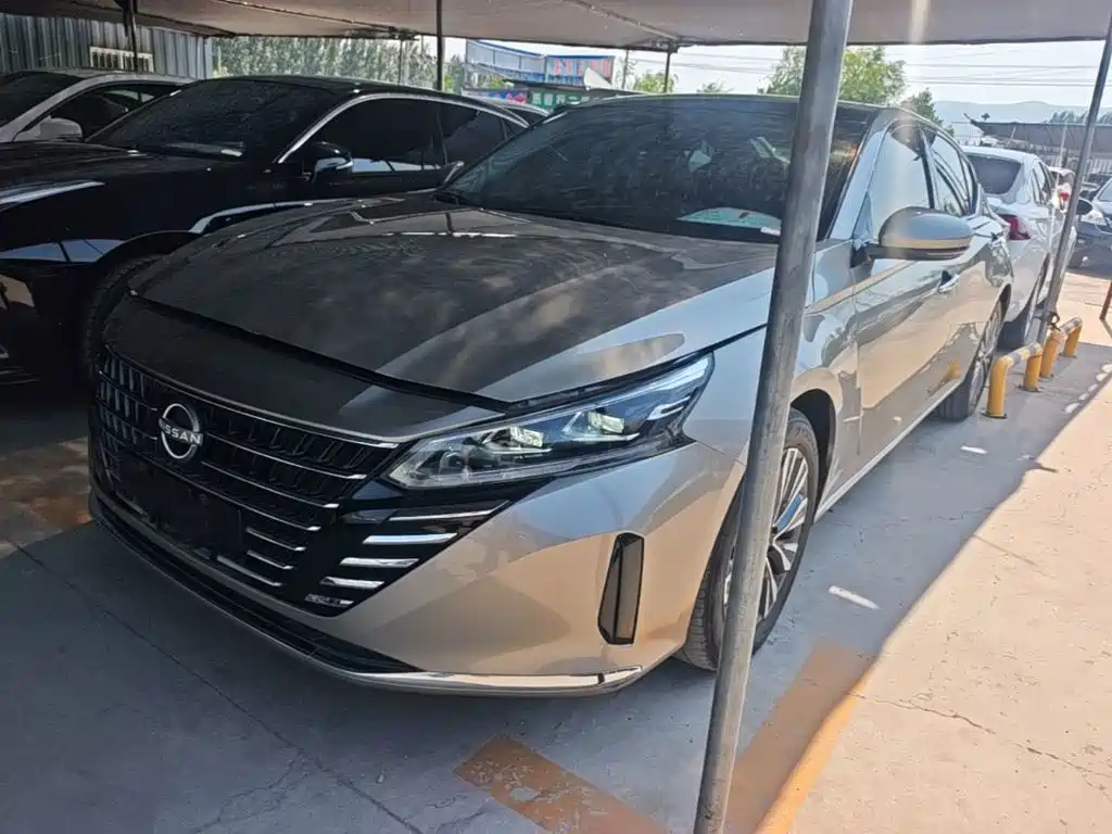 Nissan Teana — фото 2