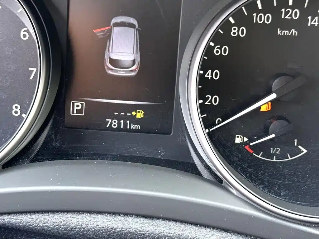 Nissan Qashqai — фото 17