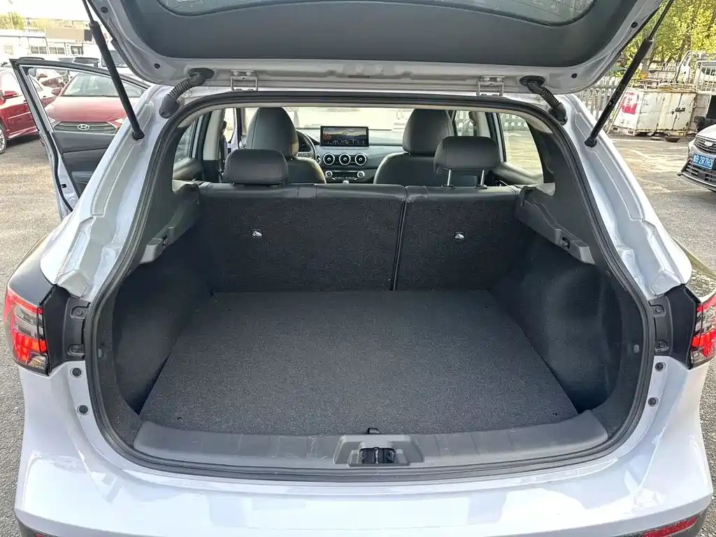 Nissan Qashqai — фото 4