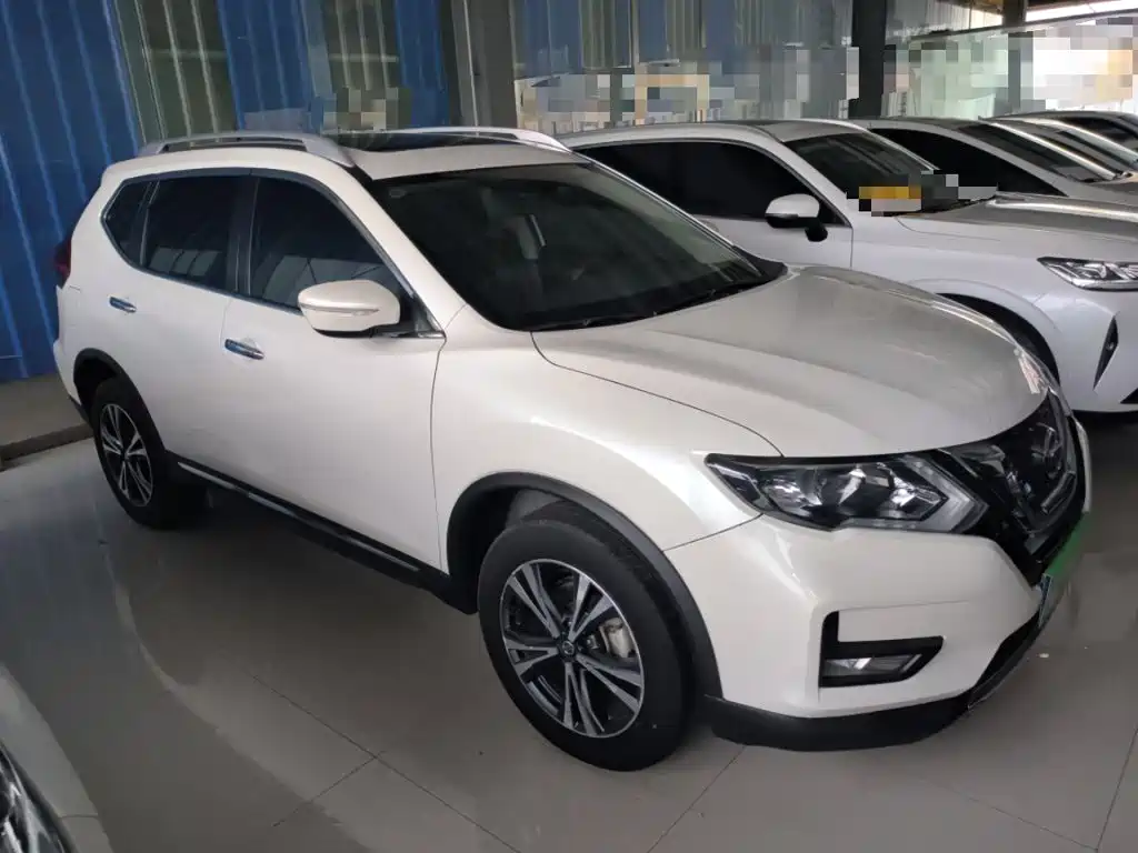 Nissan X-Trail — фото 23