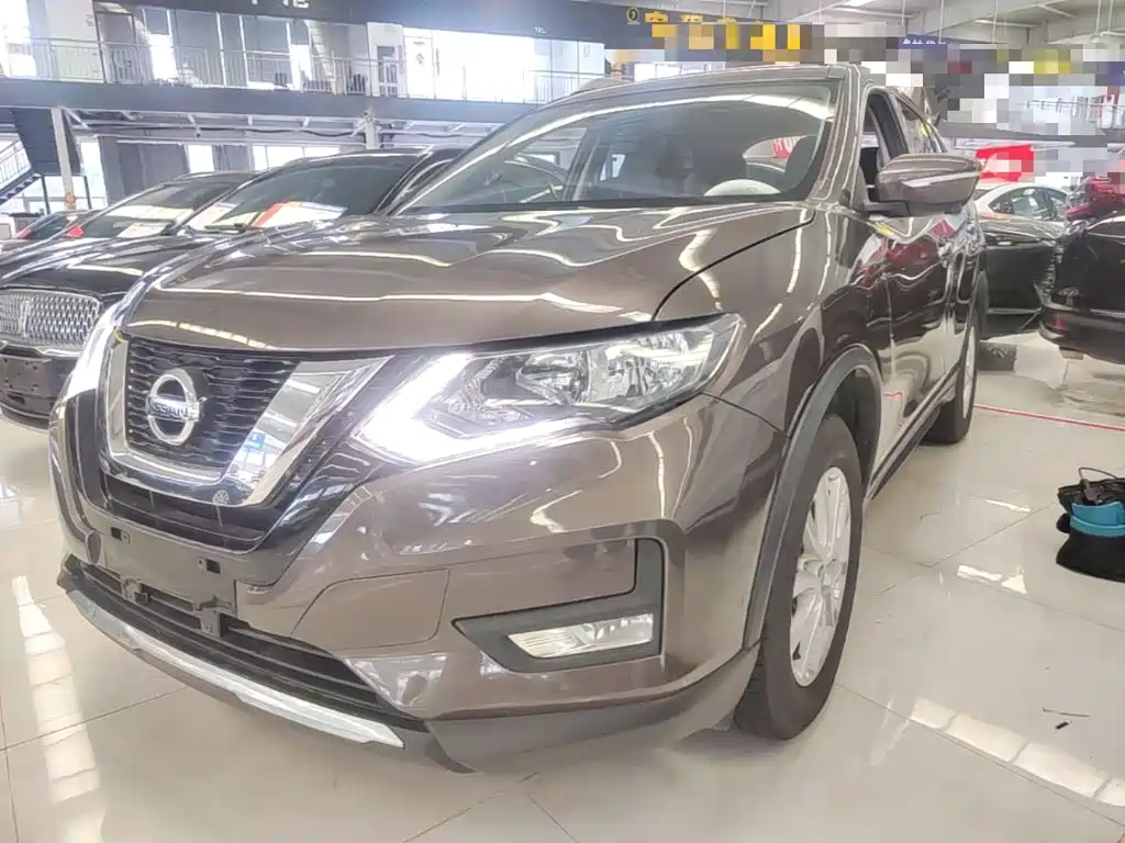 Nissan X-Trail — фото 2