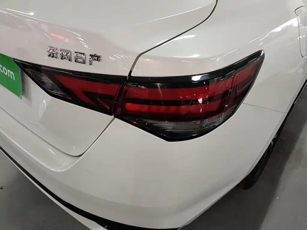 Nissan Sylphy — фото 24