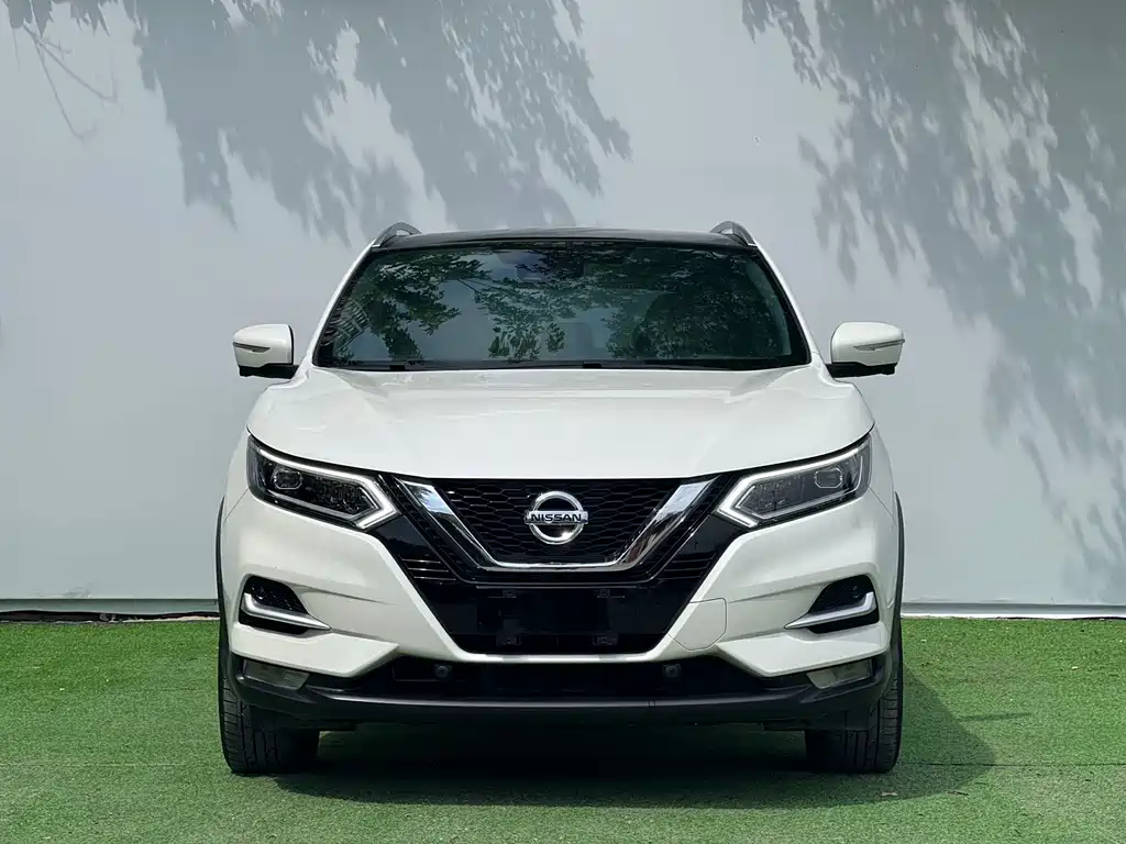 Nissan Qashqai — фото 2