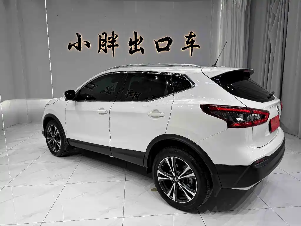 Nissan Qashqai — фото 6