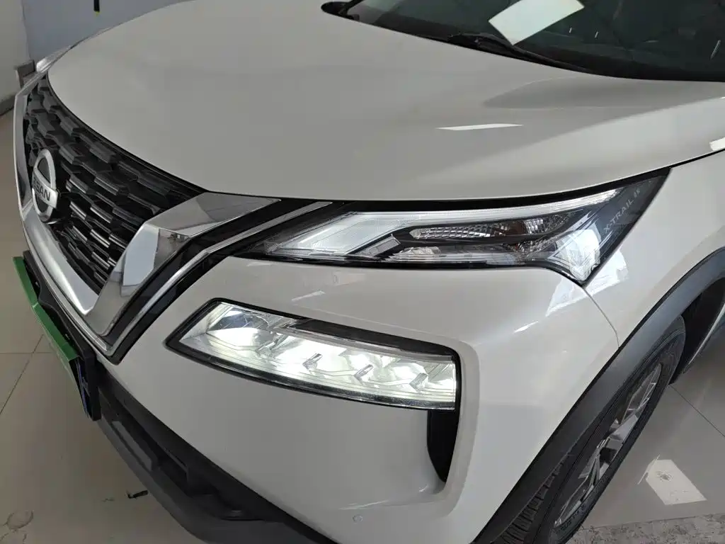 Nissan X-Trail — фото 19