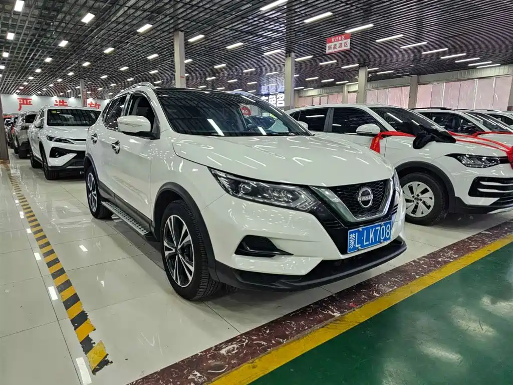 Nissan Qashqai — фото 6