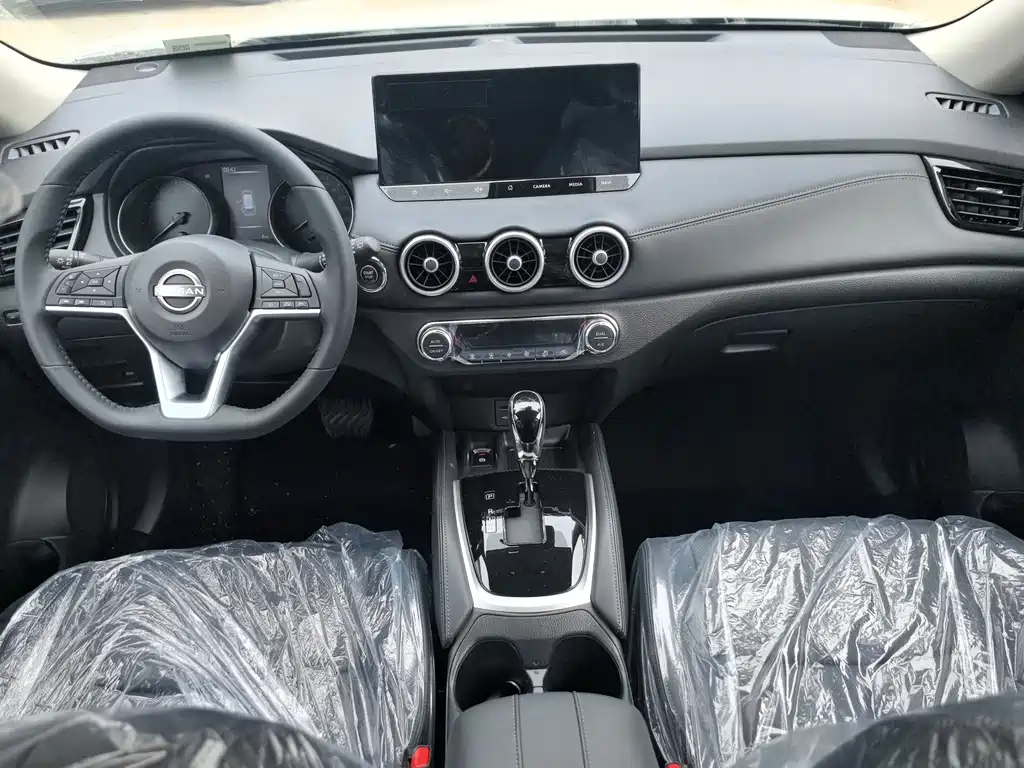 Nissan X-Trail — фото 10