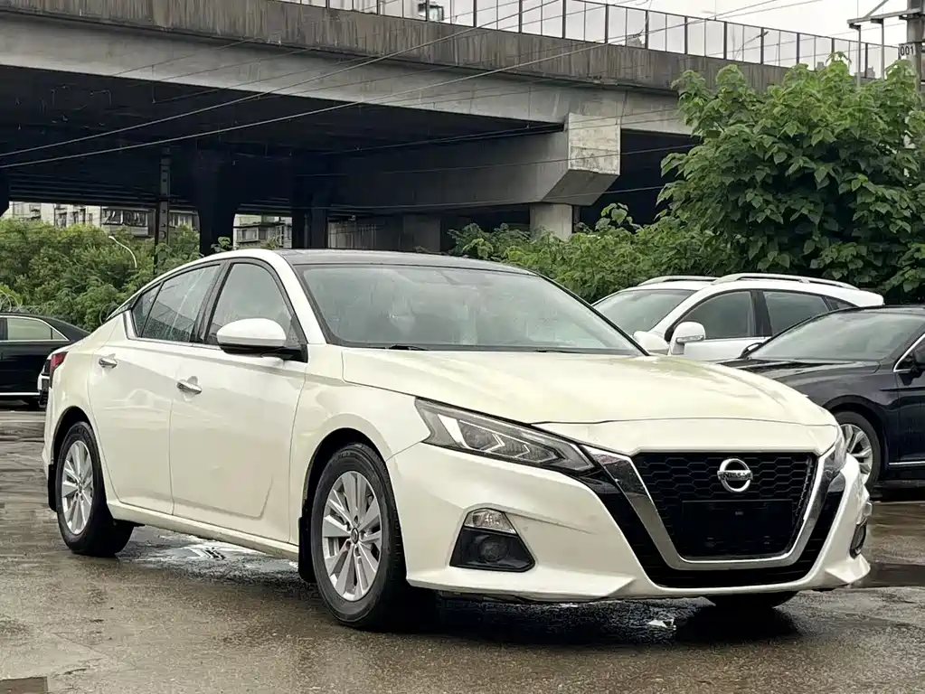 Nissan Teana — фото 3