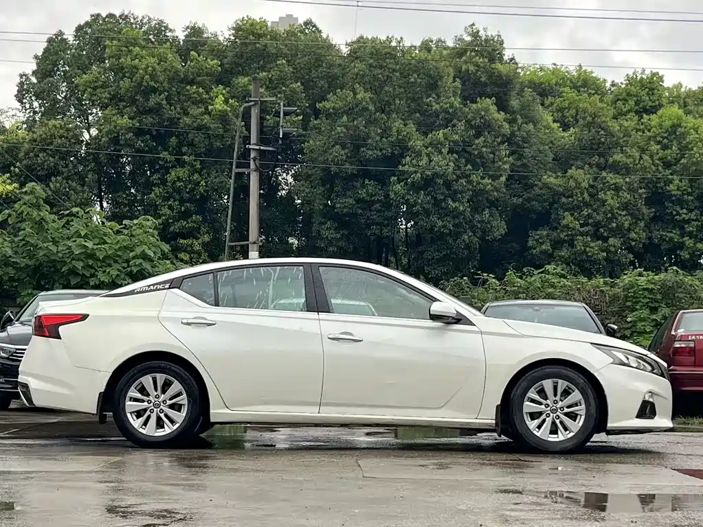 Nissan Teana — фото 7