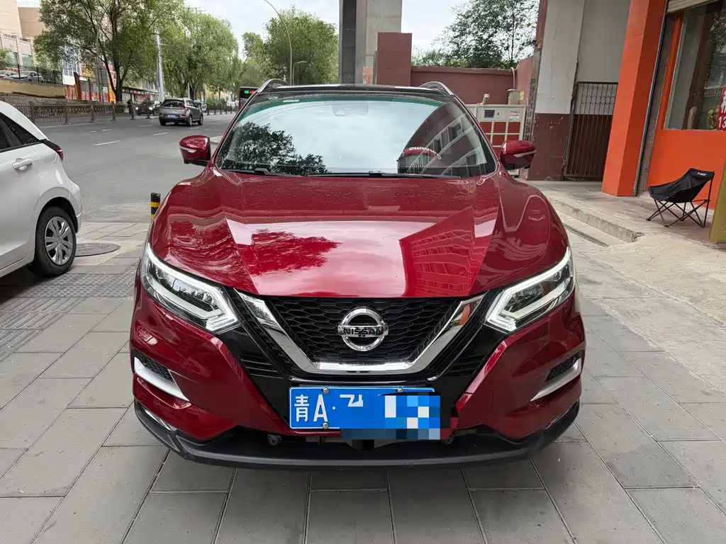 Nissan Qashqai — фото 2