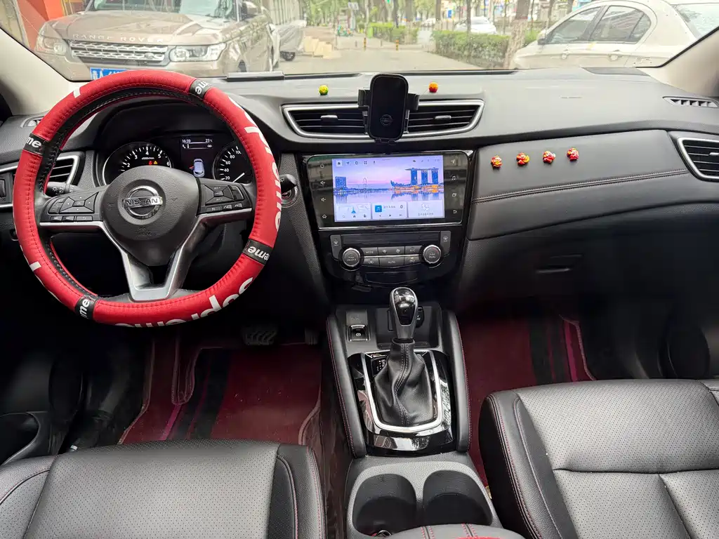 Nissan Qashqai — фото 10