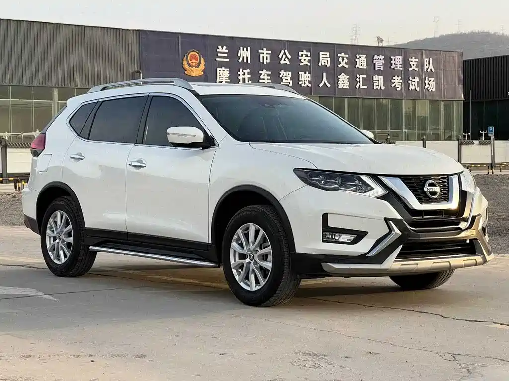 Nissan X-Trail — фото 3