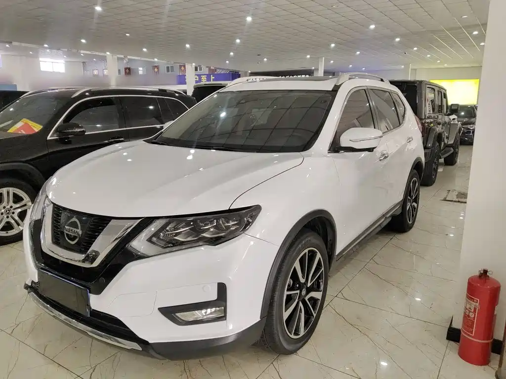 Nissan X-Trail — фото 2