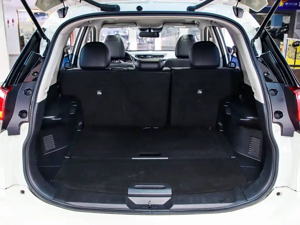 Nissan X-Trail — фото 15