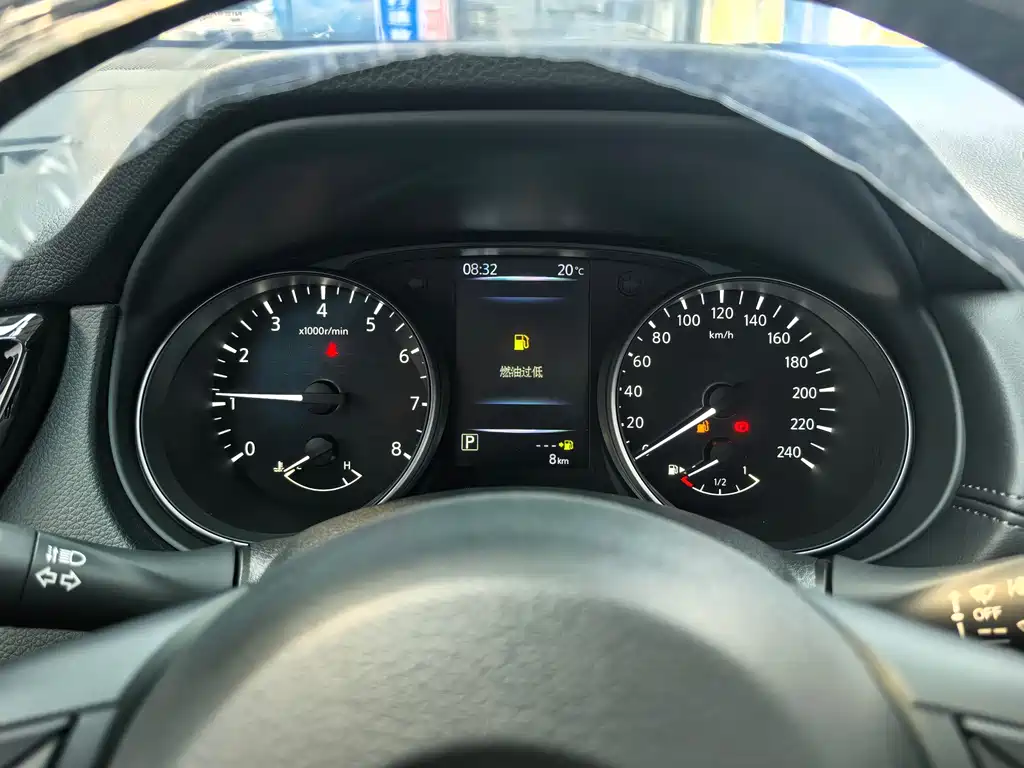 Nissan X-Trail — фото 20