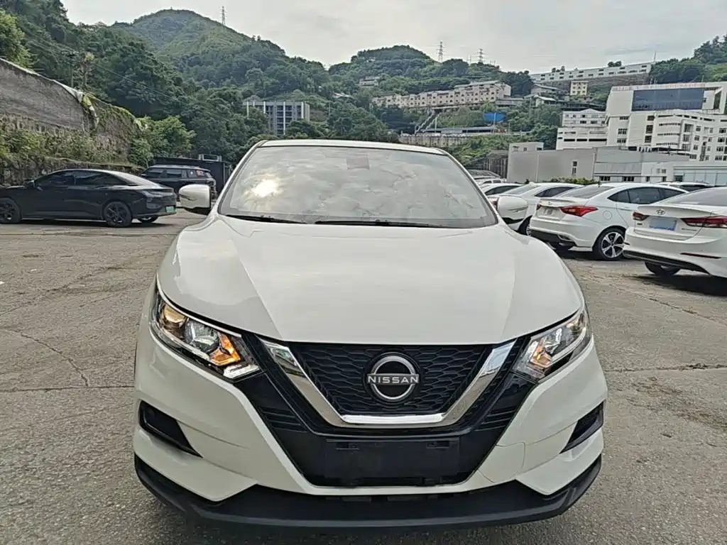 Nissan Qashqai — фото 3