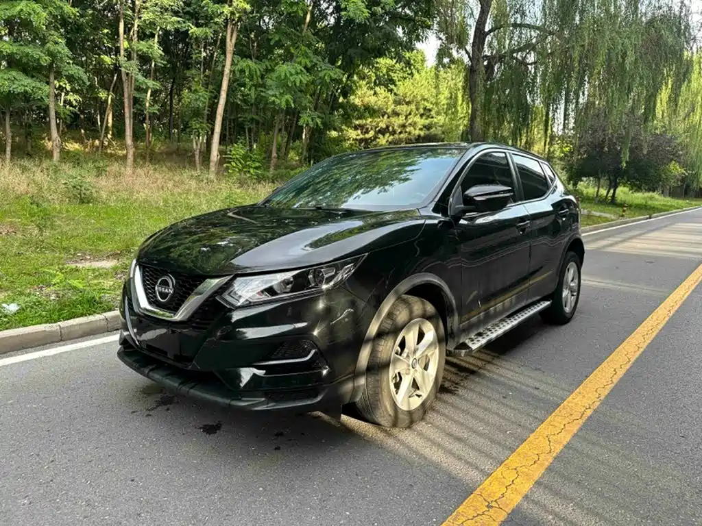 Nissan Qashqai — фото 2