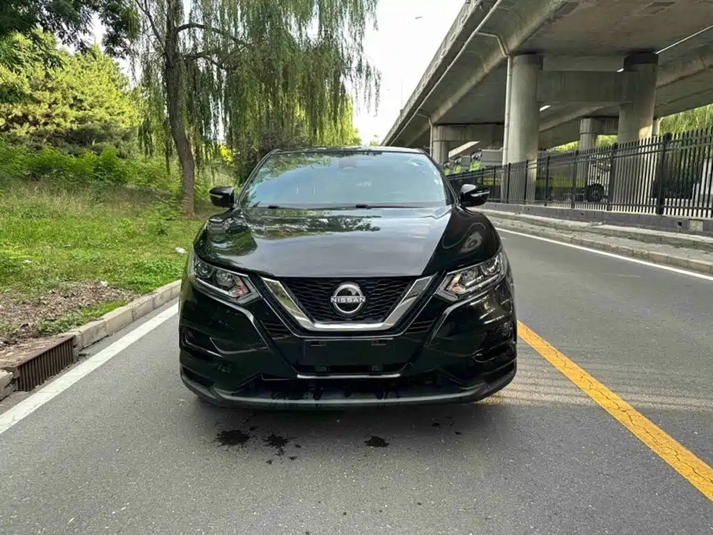 Nissan Qashqai — фото 11