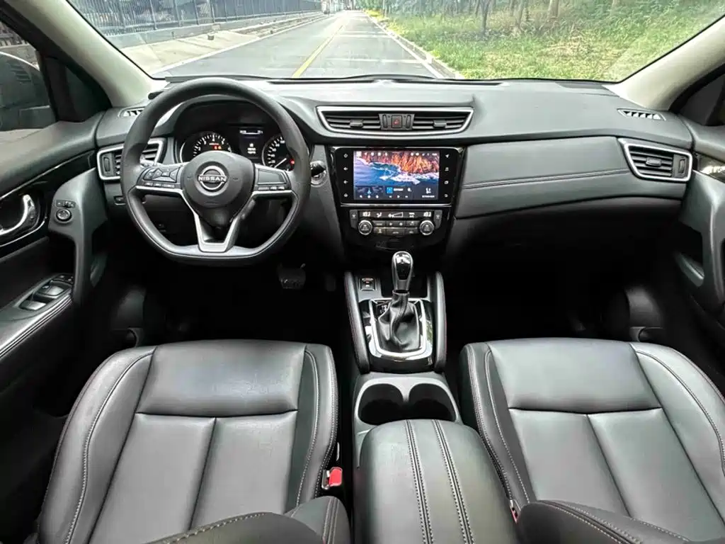 Nissan Qashqai — фото 14