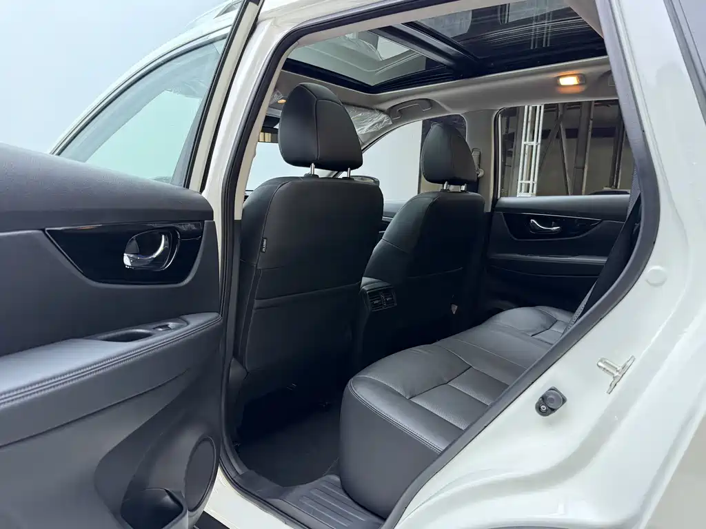 Nissan X-Trail — фото 23