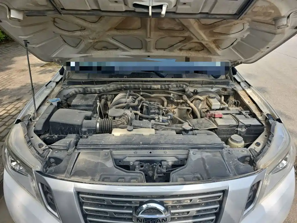Nissan Navara — фото 11