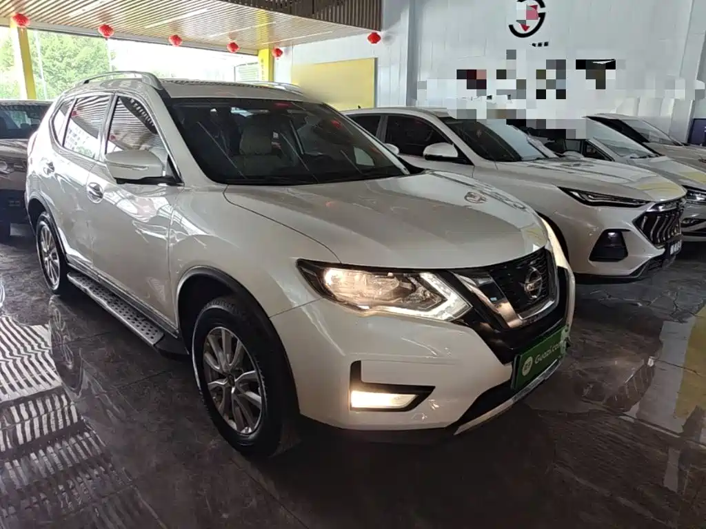 Nissan X-Trail — фото 4