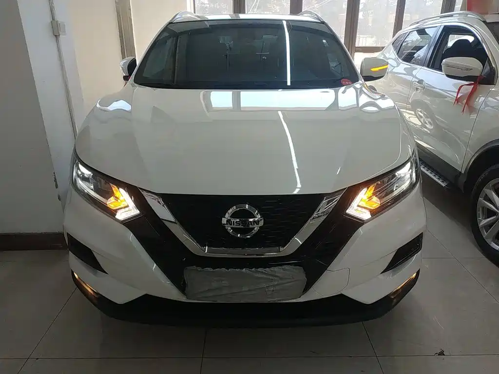 Nissan Qashqai — фото 3