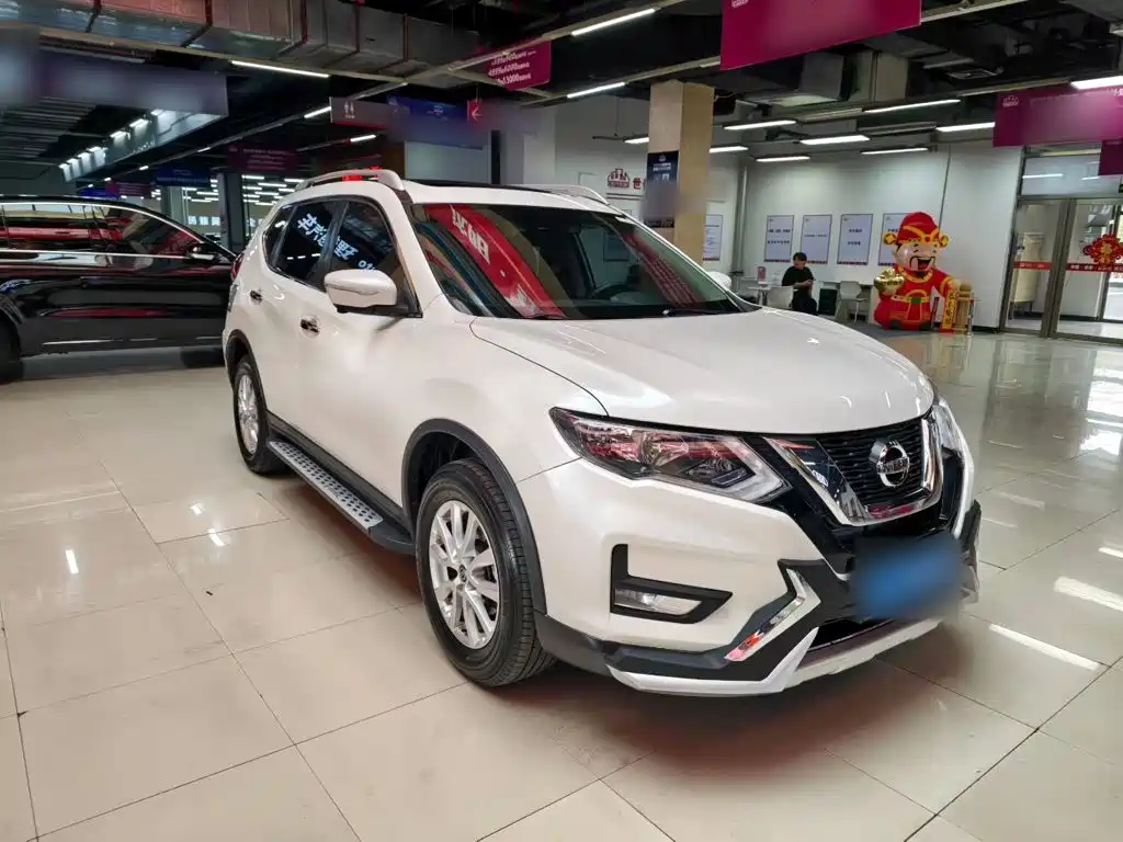 Nissan X-Trail — фото 22