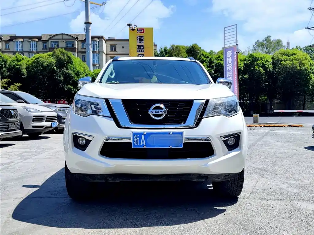 Nissan Terra — фото 2