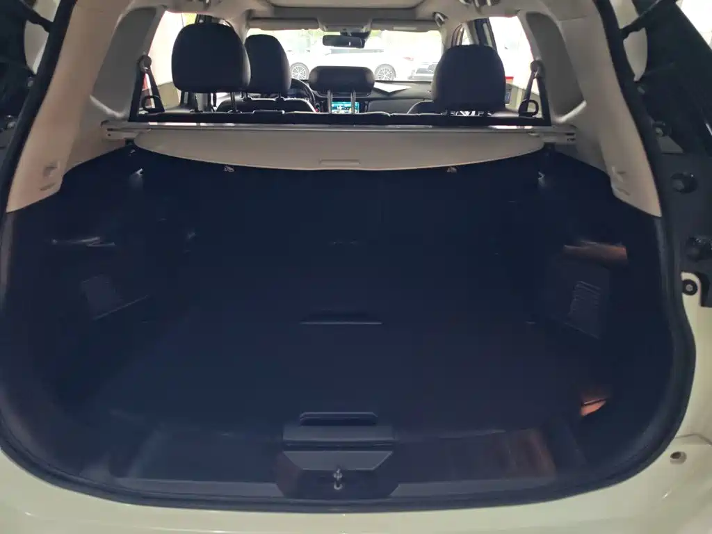 Nissan X-Trail — фото 15