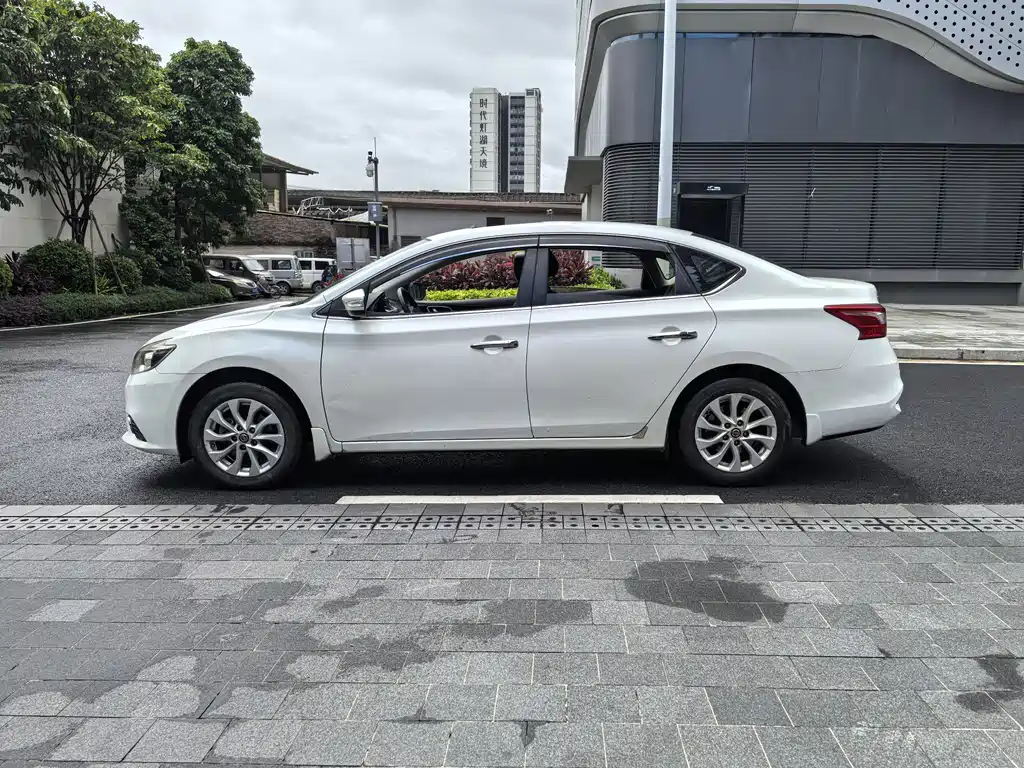 Nissan Sylphy — фото 4
