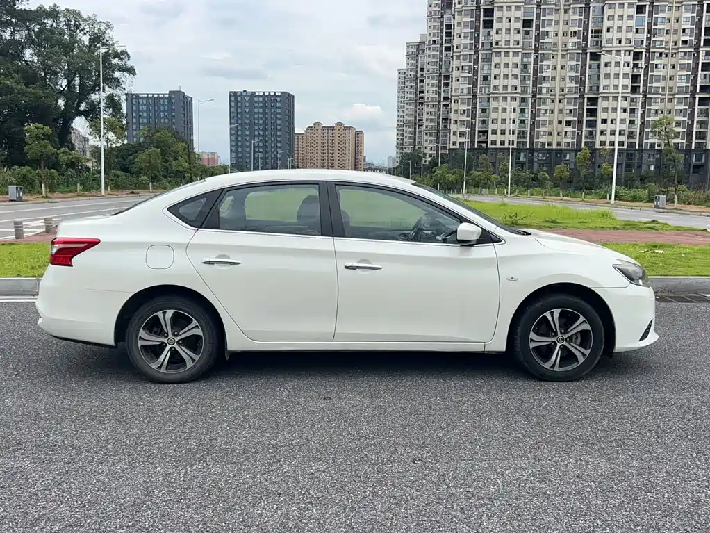 Nissan Sylphy — фото 18