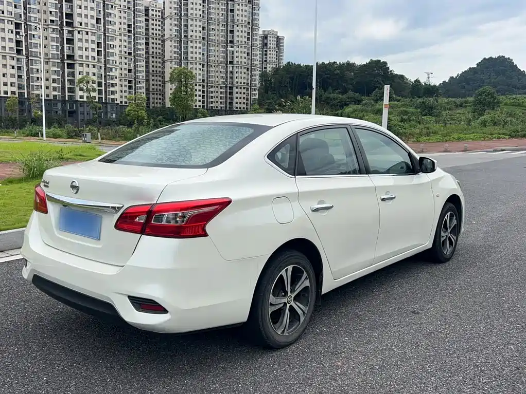Nissan Sylphy — фото 19