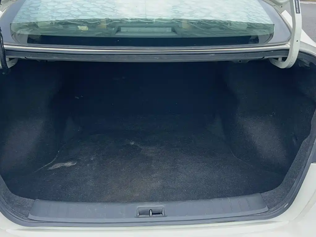 Nissan Sylphy — фото 24
