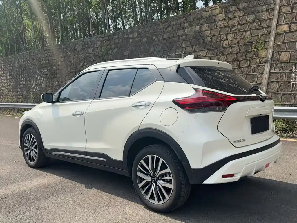 Nissan Kicks — фото 7