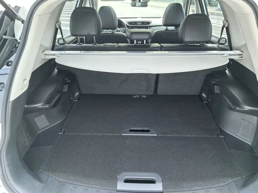 Nissan X-Trail — фото 15