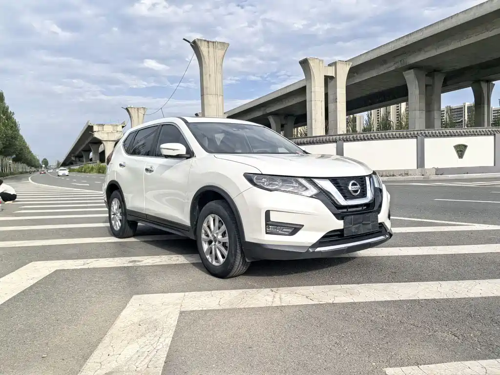 Nissan X-Trail — фото 3