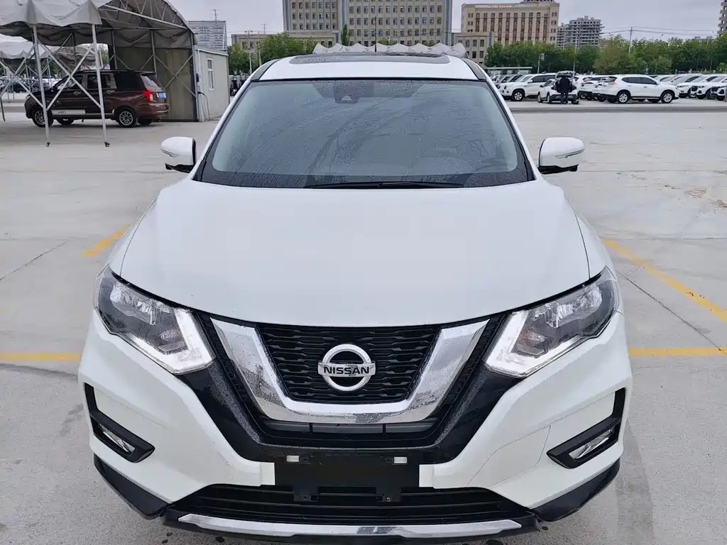 Nissan X-Trail — фото 2