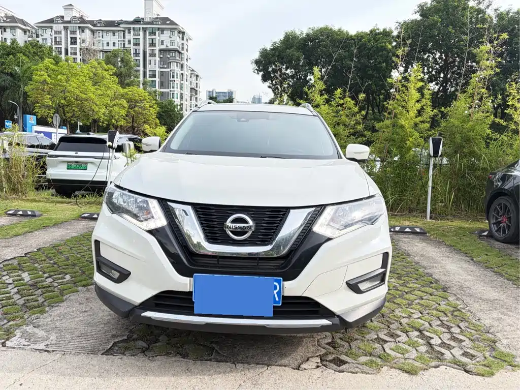 Nissan X-Trail — фото 4