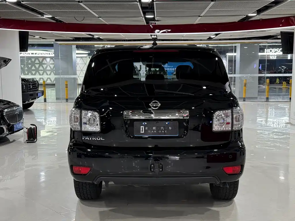Nissan Patrol — фото 6