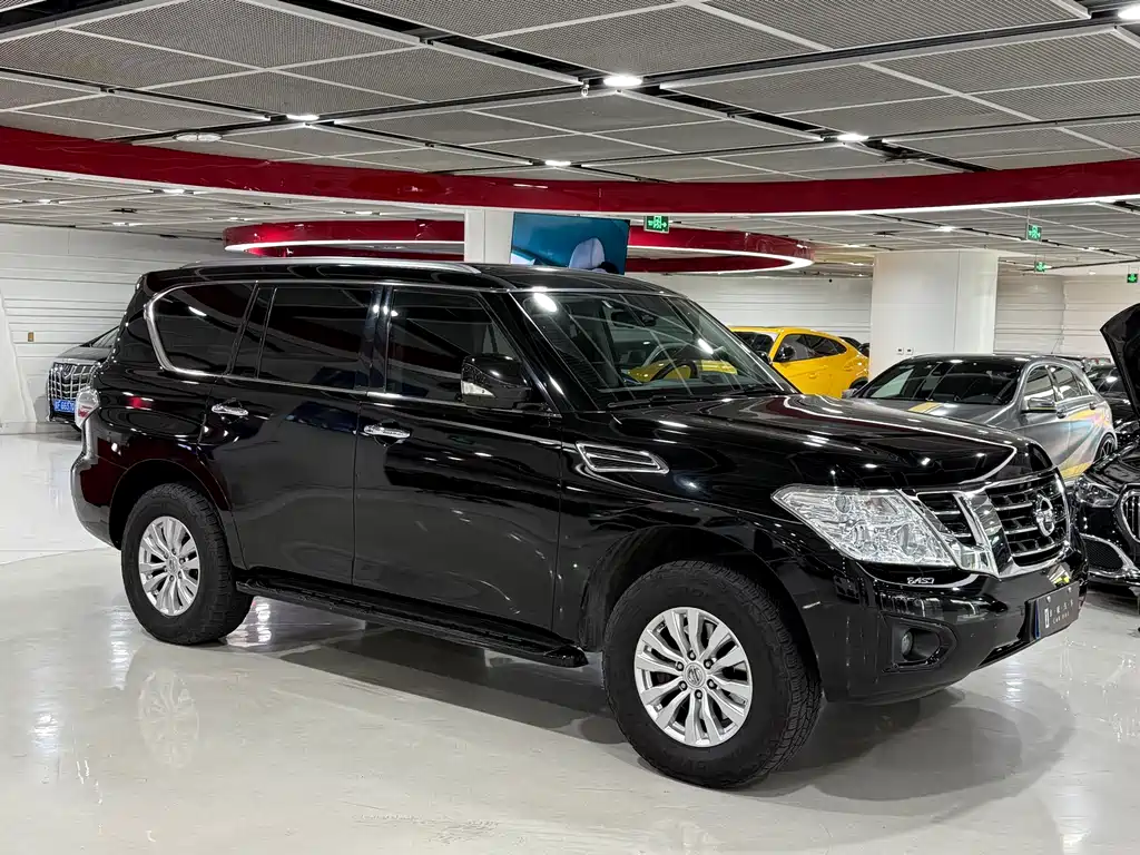 Nissan Patrol — фото 9