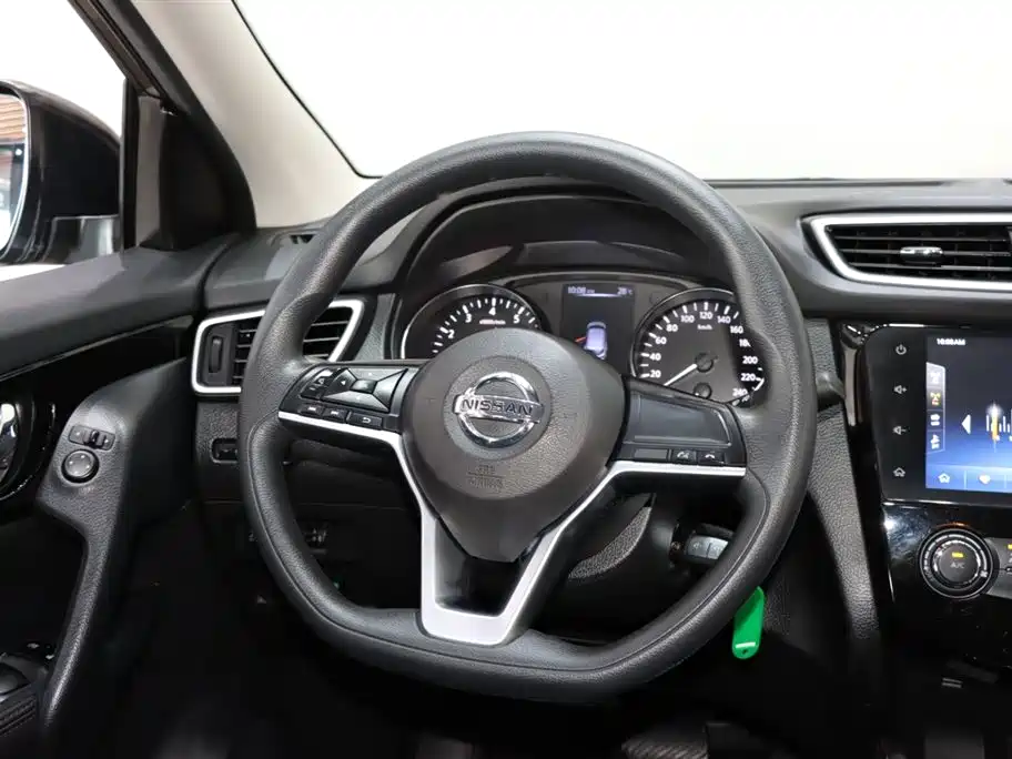 Nissan Qashqai — фото 13